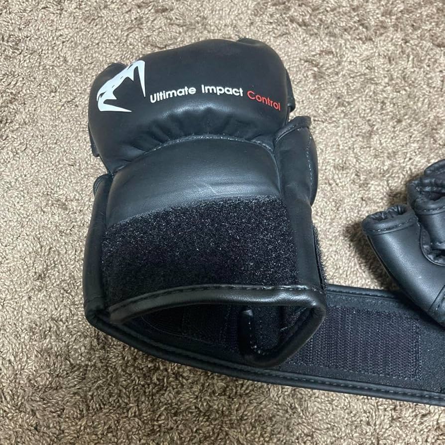 【明日ヤフオク】Venum オープンフィンガーグローブ　【正規品】 Amazon | VENUM オープンフィンガーグローブ TIGER MMA GLOVES